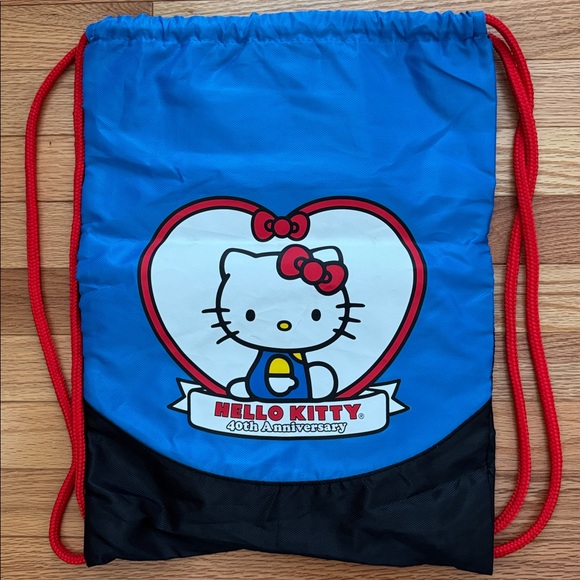 Hello Kitty Drawstring Bag - Picture 2 of 5